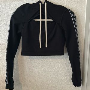 VANQUISH cropped hoodie